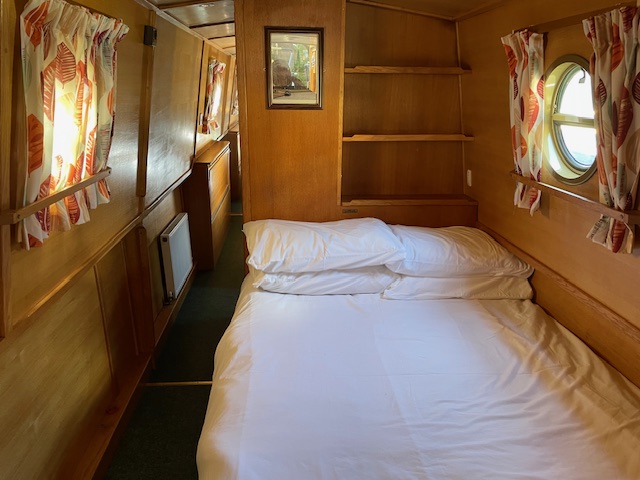 2nd rear cabin, made as a double bed